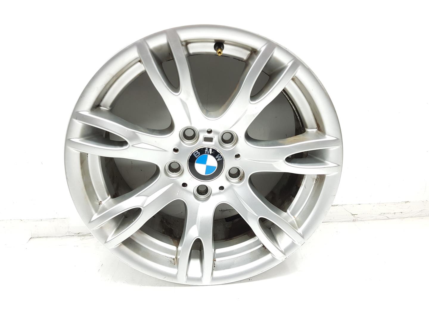 BMW X1 E84 (2009-2015) Tire 36117842635, 7.5JX17EH2, 17PULGADAS 23748835