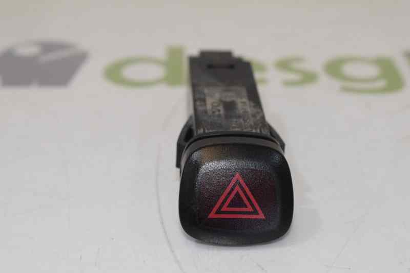 VOLVO V40 2 generation (2012-2020) Hazard button 9123682, 9123682 19555870