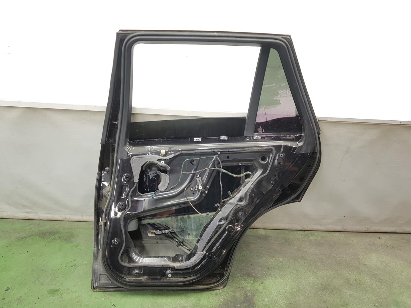 BMW X6 E71/E72 (2008-2012) Rear Right Door 41527261482, 41527261482 19747101