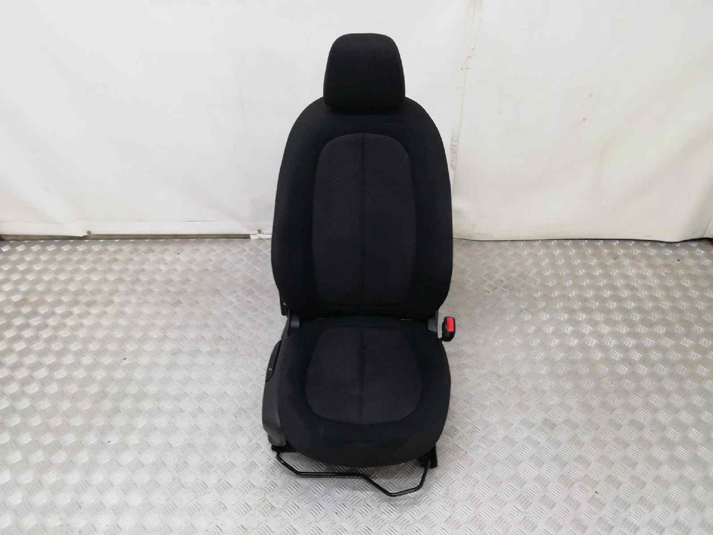 BMW X1 F48/F49 (2015-2023) Front Right Seat ASIENTOTELA,ASIENTOACOMPAÑANTE,ASIENTOMANUAL 24117426