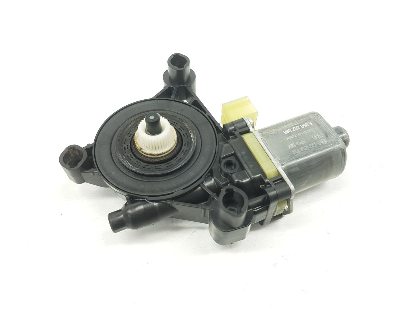 AUDI A3 8V (2012-2020) Rear Right Door Window Control Motor 5Q0959802,5Q0959802 21455779