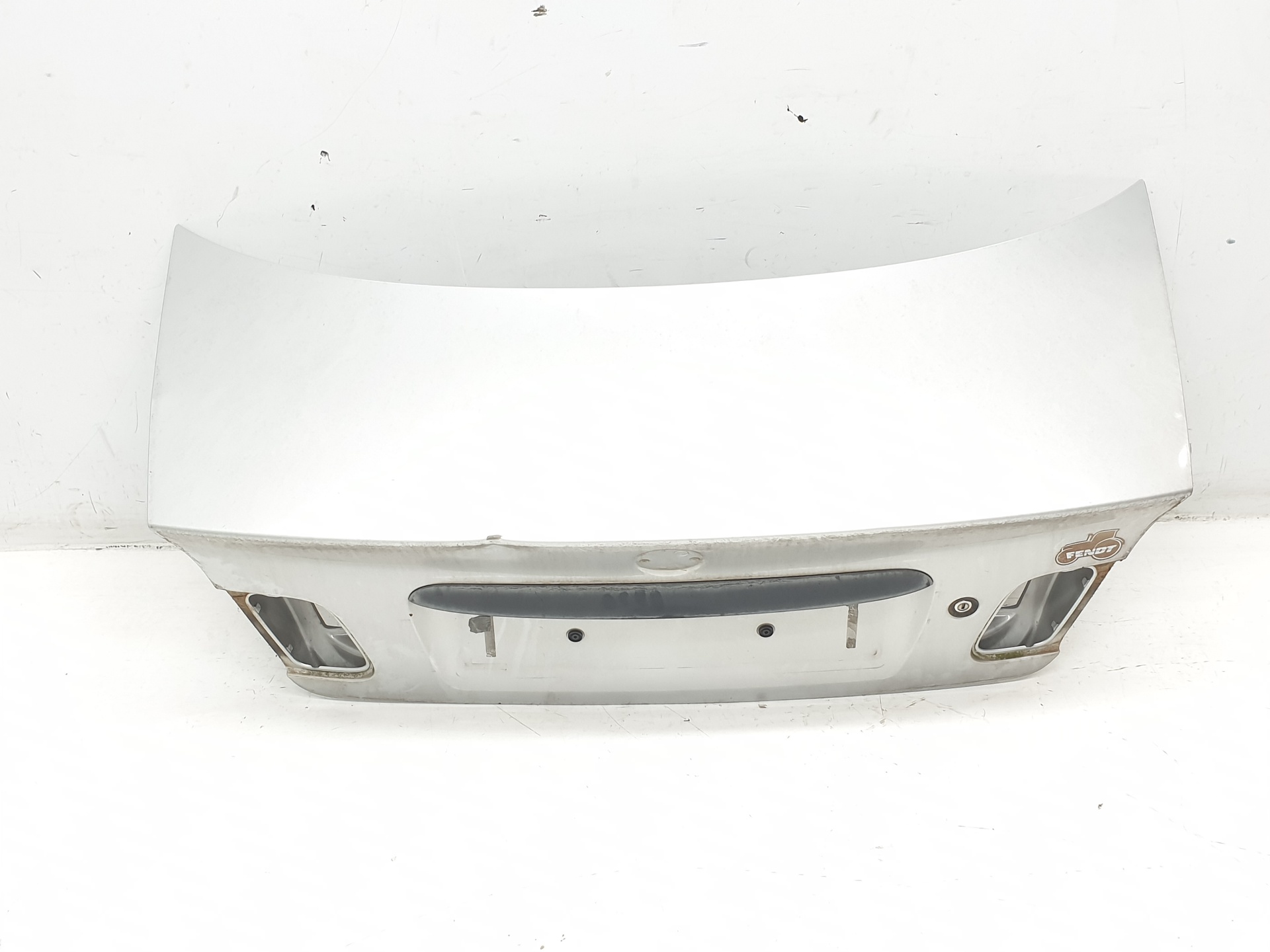 Boot lid 204D1 41627003314 de Bmw Serie 3 berlina 1998-2006 184 CV con 174818 km