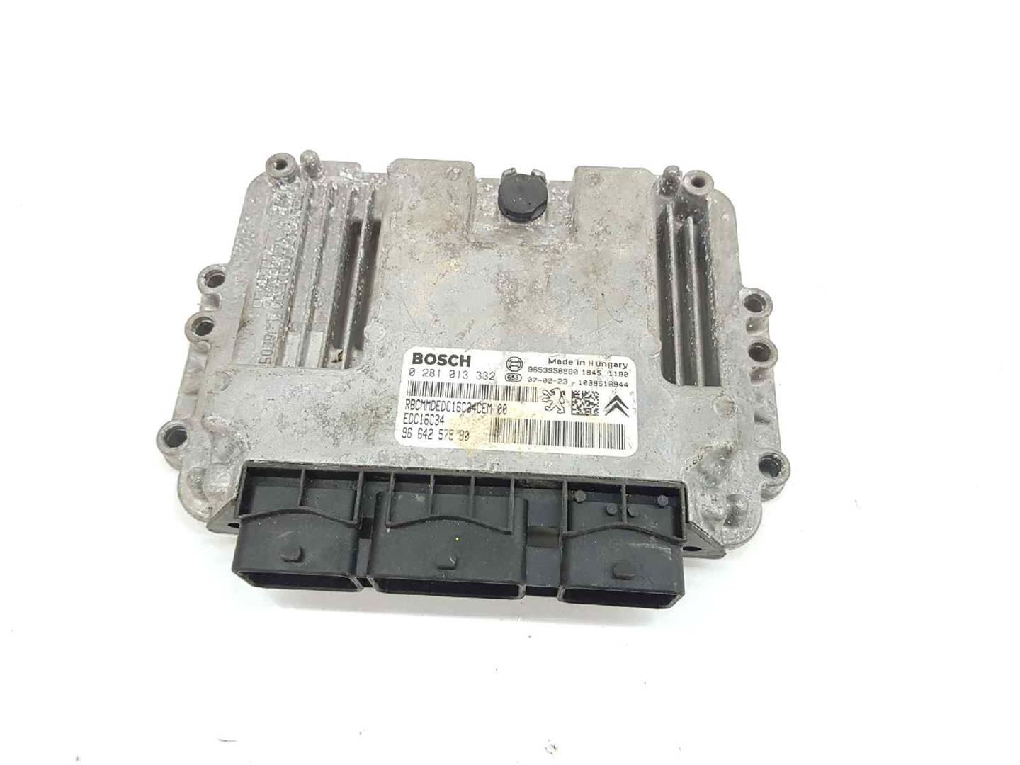 CITROËN C4 1 generation (2004-2011) Motora vadības bloks 8200334419 19681097