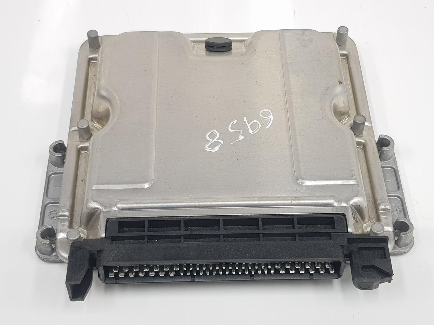 VOLKSWAGEN Engine Control Unit ECU 0281010365, 9641607980 23753000