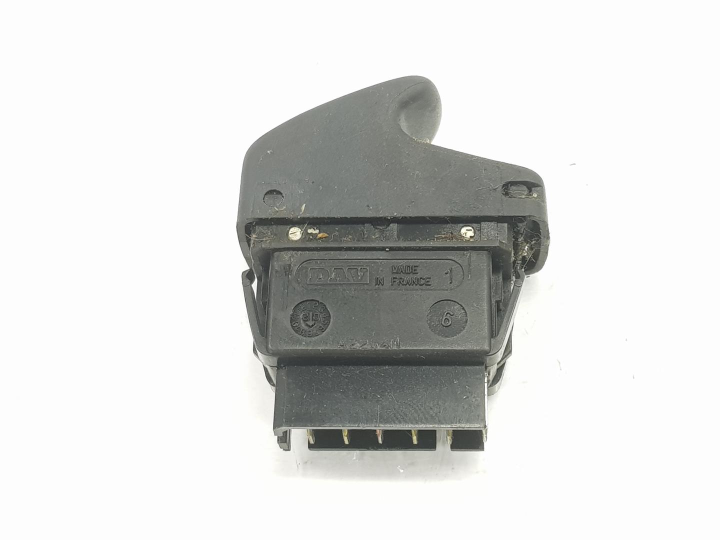 RENAULT Megane 1 generation (1995-2003) Front Right Door Window Switch 7700838100,7700838100 24215087