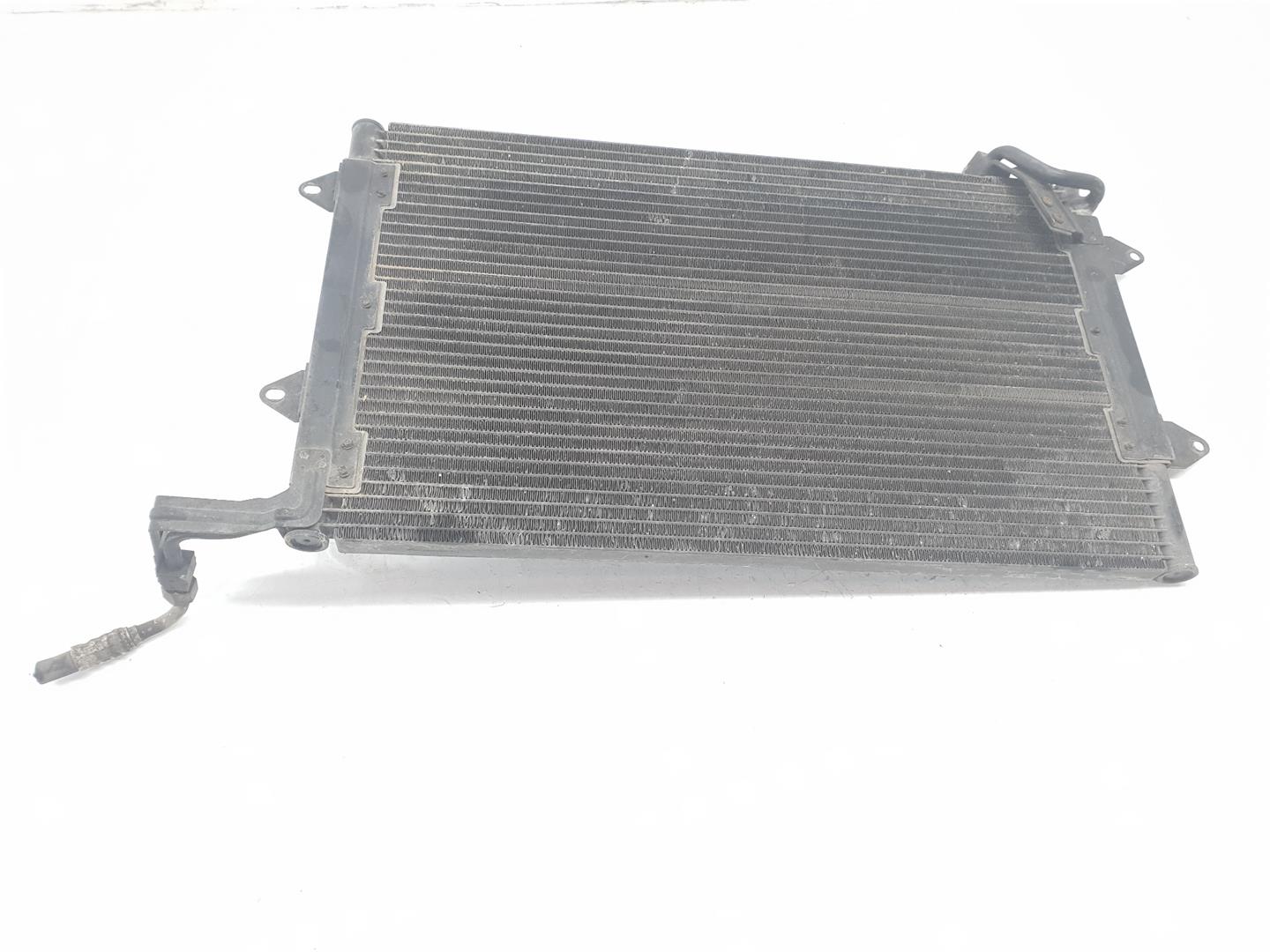 VOLKSWAGEN Golf 3 generation (1991-1998) Radiateur de climatisation 1H0820413, 1H0820413 23103230