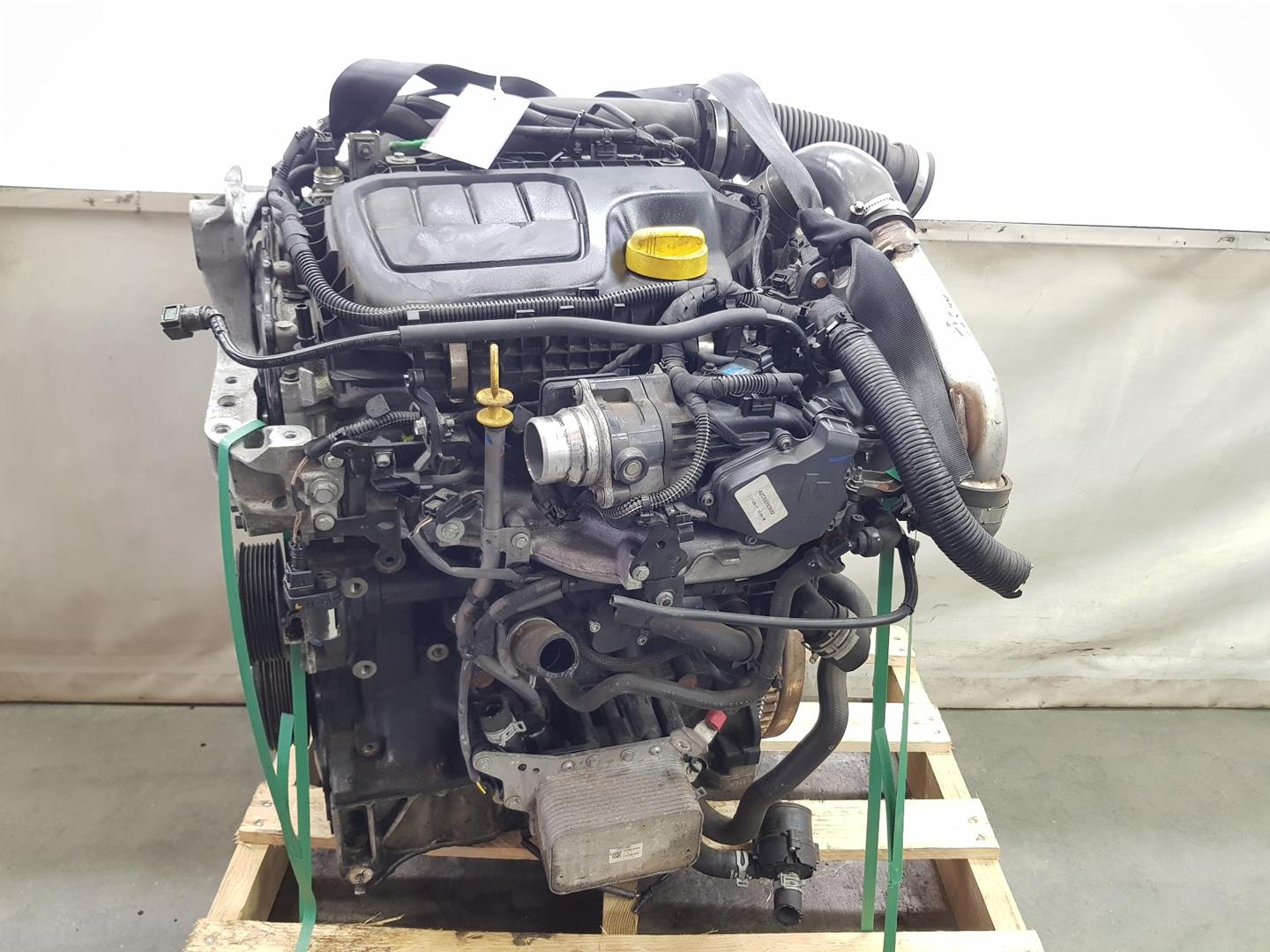 RENAULT Megane 3 generation (2008-2020) Двигатель R9M452, 8201604716, 1141CB 25376272