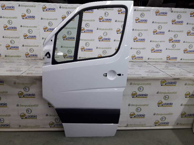 MERCEDES-BENZ Sprinter 2 generation (906) (2006-2018) Vasen etuovi A9067200005, A9067200005, BLANCA 24548141