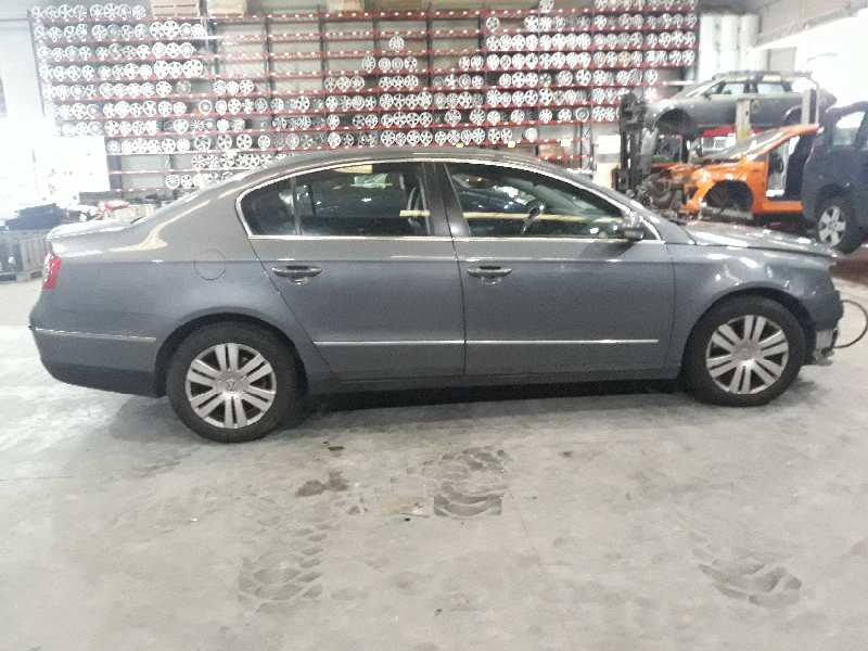 VOLKSWAGEN Passat B6 (2005-2010) Передний левый указатель поворота 3C0953041J,3C0953041L 19596813