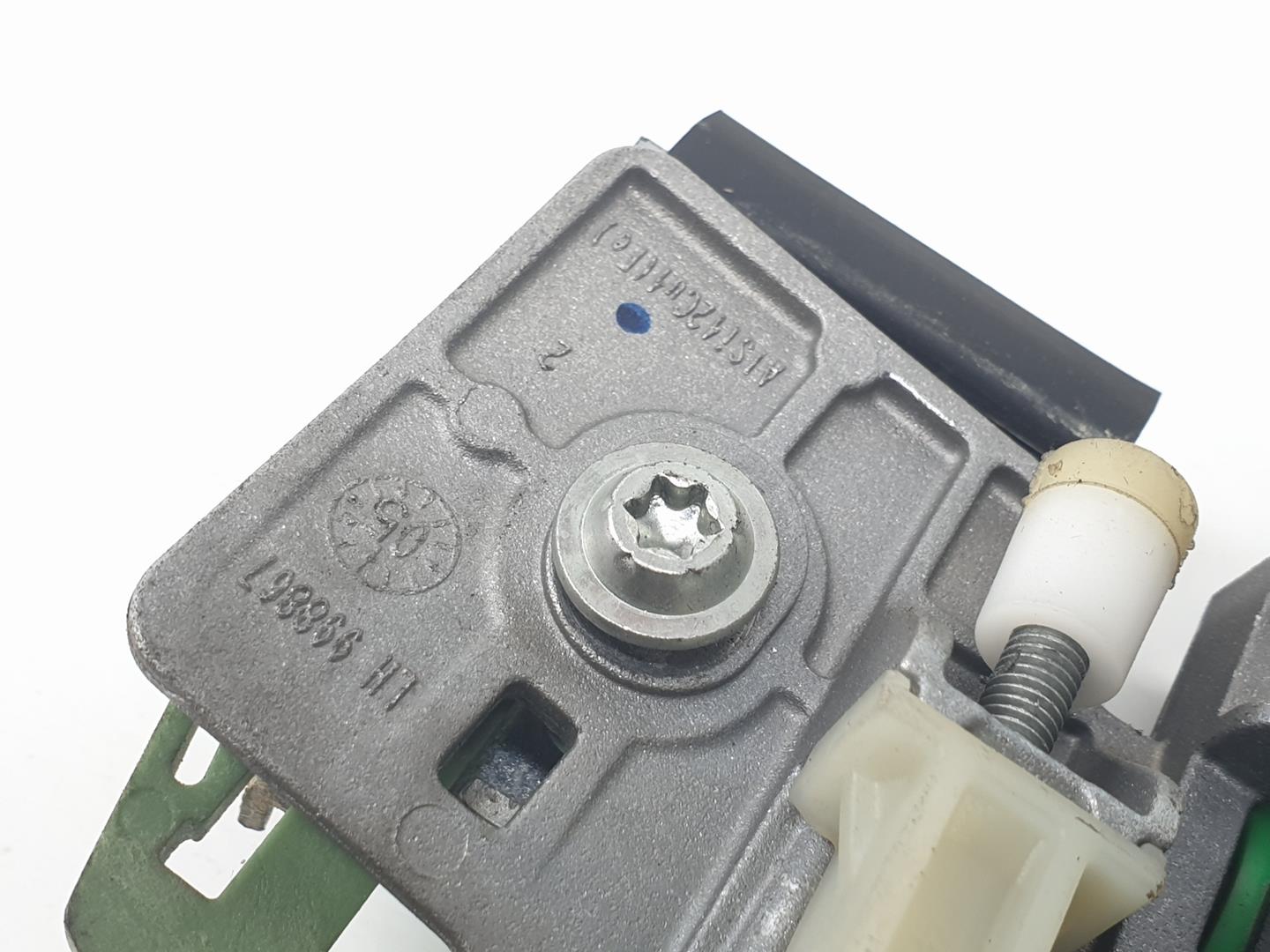 MERCEDES-BENZ CLS-Class C219 (2004-2010) Aizmugurējo kreiso durvju logu pacēlājs A2197300946,A2197300946 23826222