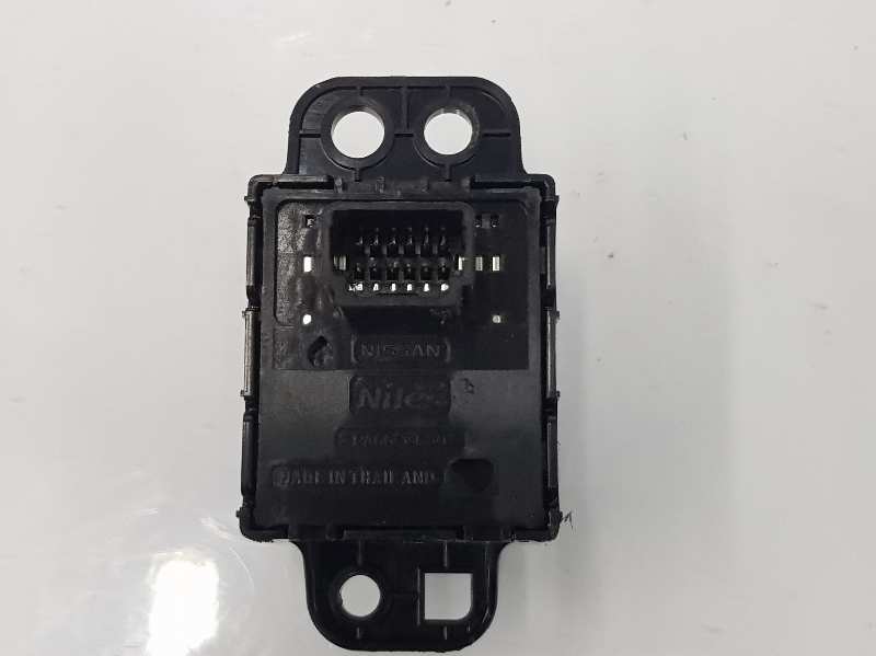 NISSAN Qashqai 2 generation (2013-2023) Handbrake Button 251754BA0A,25175-4BA0A 19685396