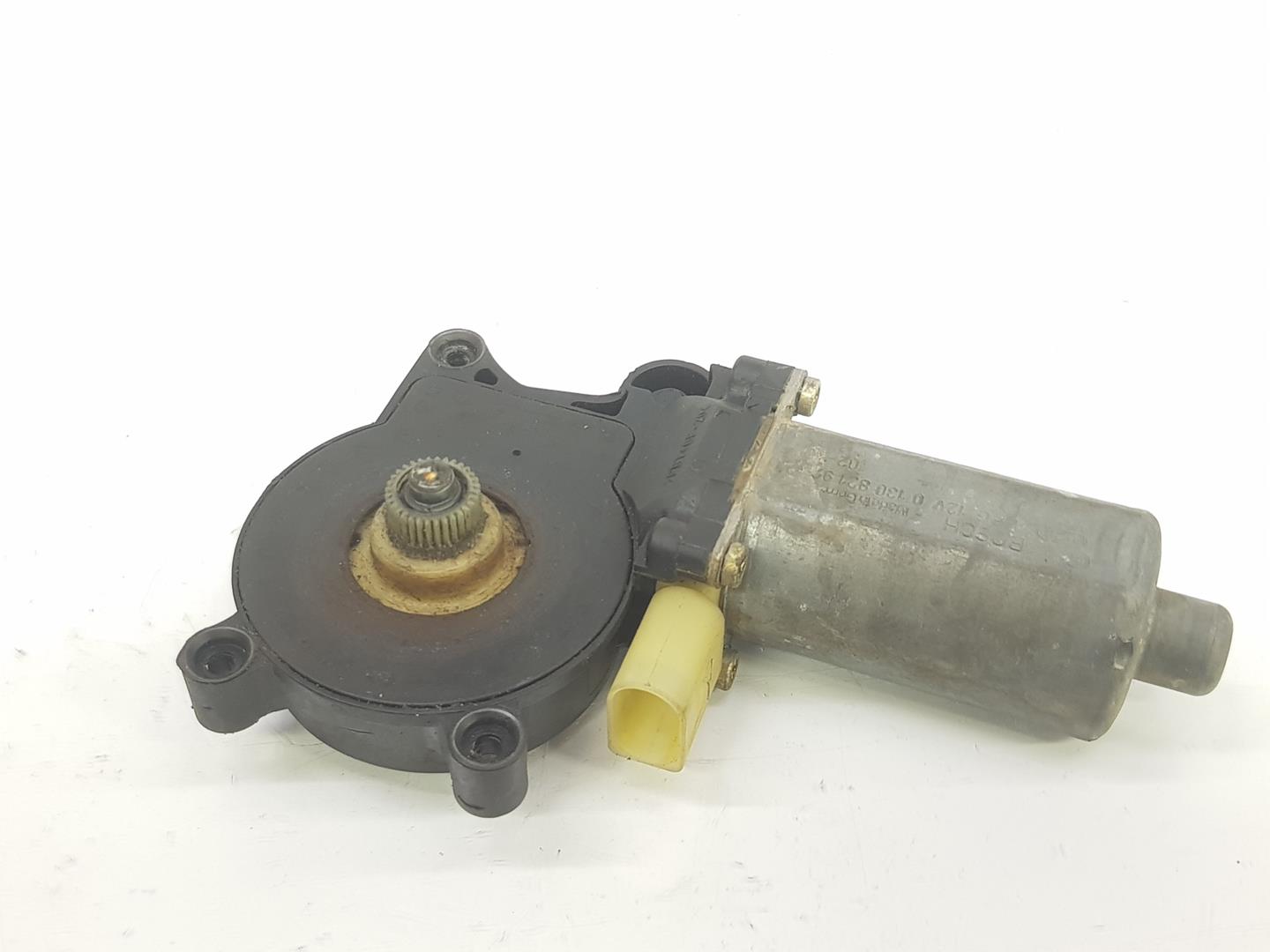 BMW 3 Series E46 (1997-2006) Moteur de commande de vitre de porte avant droite 67628381516,8381516,SOLOELMOTOR 19857366