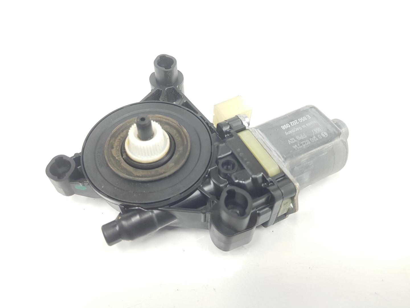 VOLKSWAGEN T-Roc 1 generation (2017-2024) Front Left Door Window Regulator Motor 5Q0959802A, 5Q0959802A 24122416