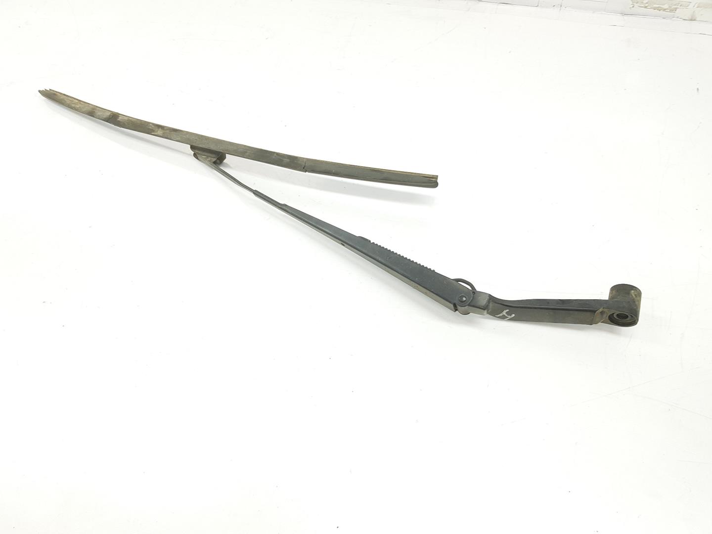 NISSAN Qashqai 2 generation (2013-2023) Front Wiper Arms 288814EH0A, 288814EH1A 19883488