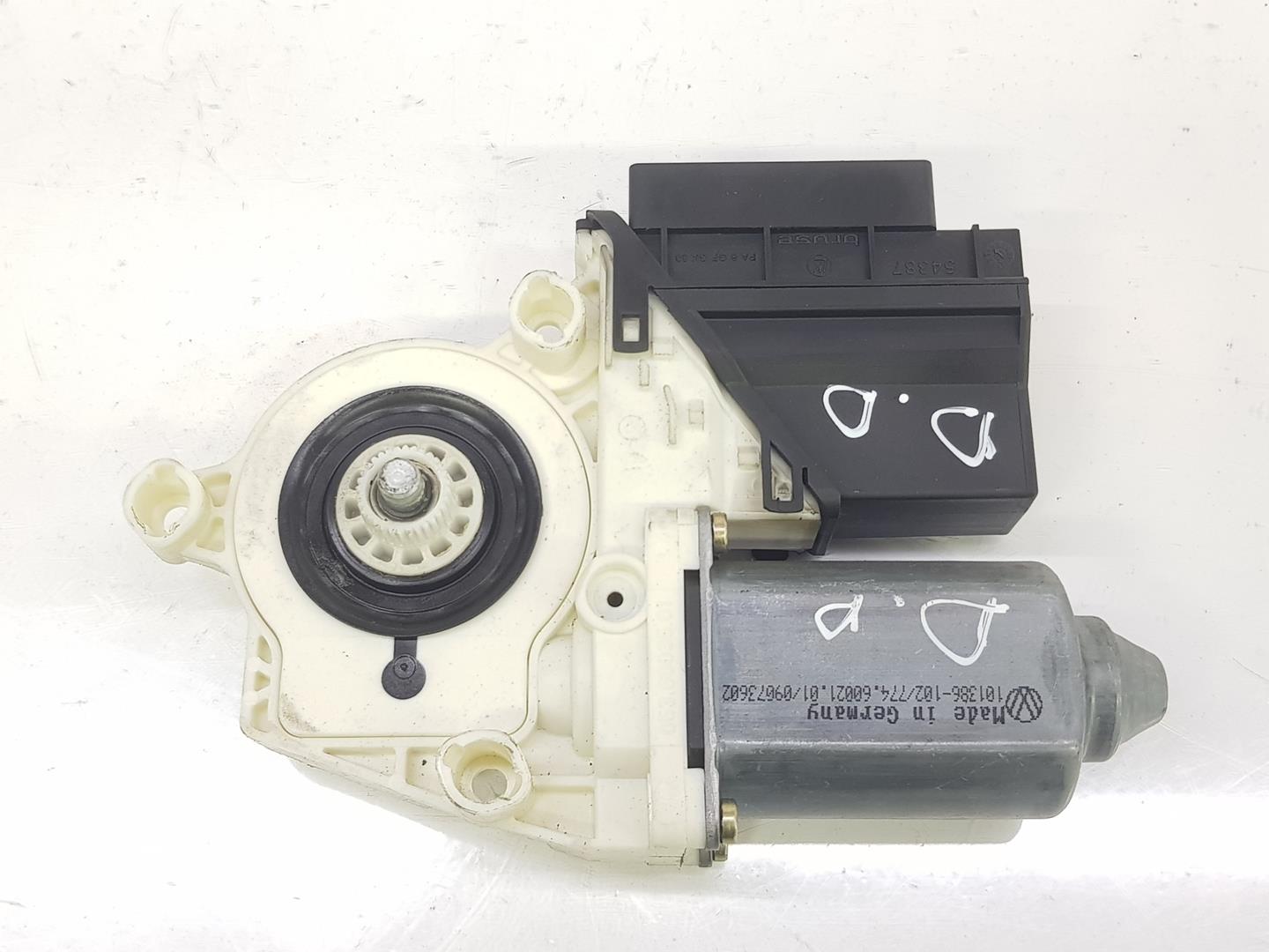 SEAT Cordoba 2 generation (1999-2009) Front Right Door Window Control Motor 6Q2959801A, 6Q2959801A, SOLOMOTOR 19862243