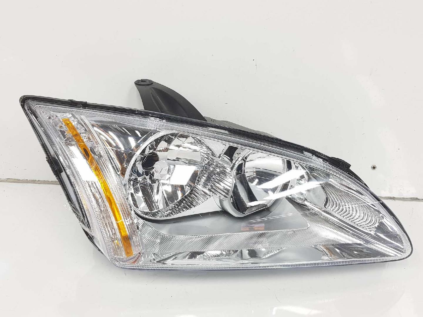 FORD Focus 2 generation (2004-2011) Front Right Headlight 1480979, 084311169R, H1H7 19737446