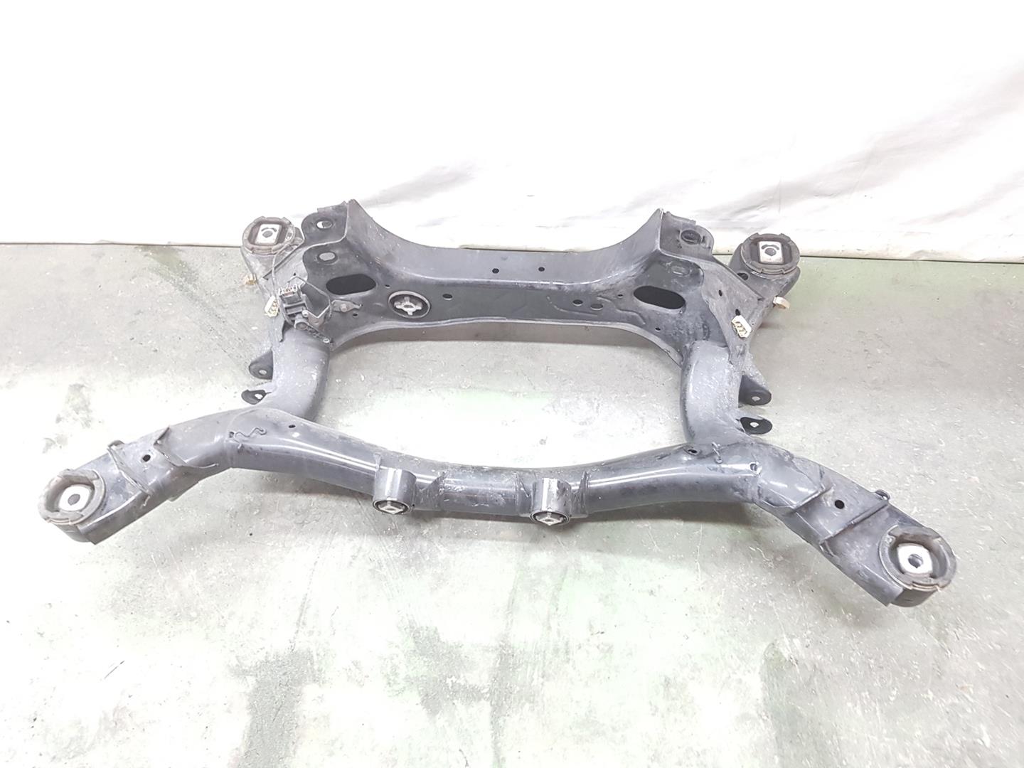 BMW 4 Series F32/F33/F36 (2013-2020) Πίσω άξονας 33316792506,6792506 19876107