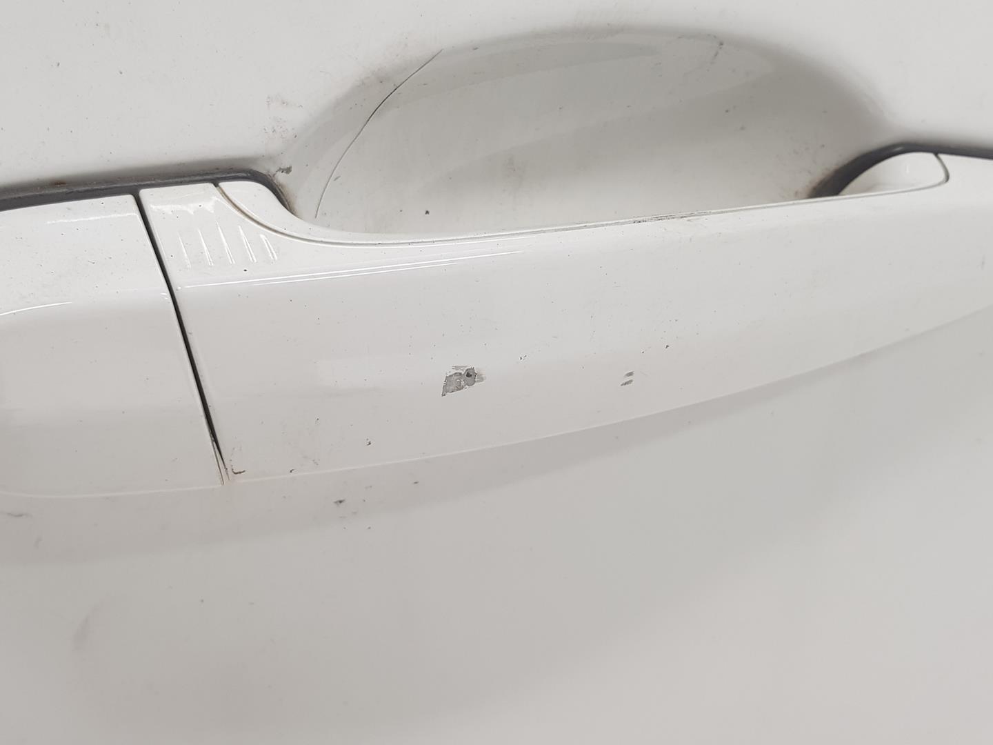 BMW 3 Series E90/E91/E92/E93 (2004-2013) Front Right Door 41515A2A386,5A2A386,COLORBLANCO300 19916768