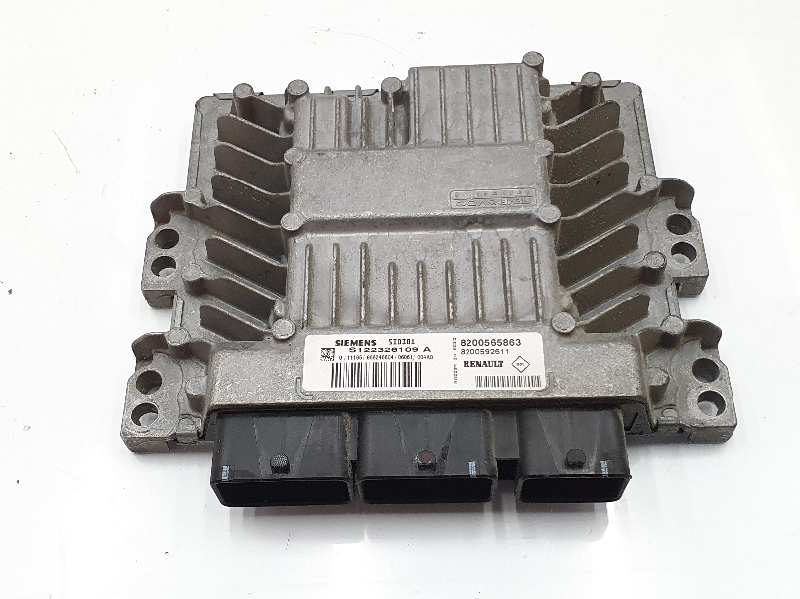 RENAULT Scenic 2 generation (2003-2010) Motora vadības bloks 8200565863, 2222DL 19752941