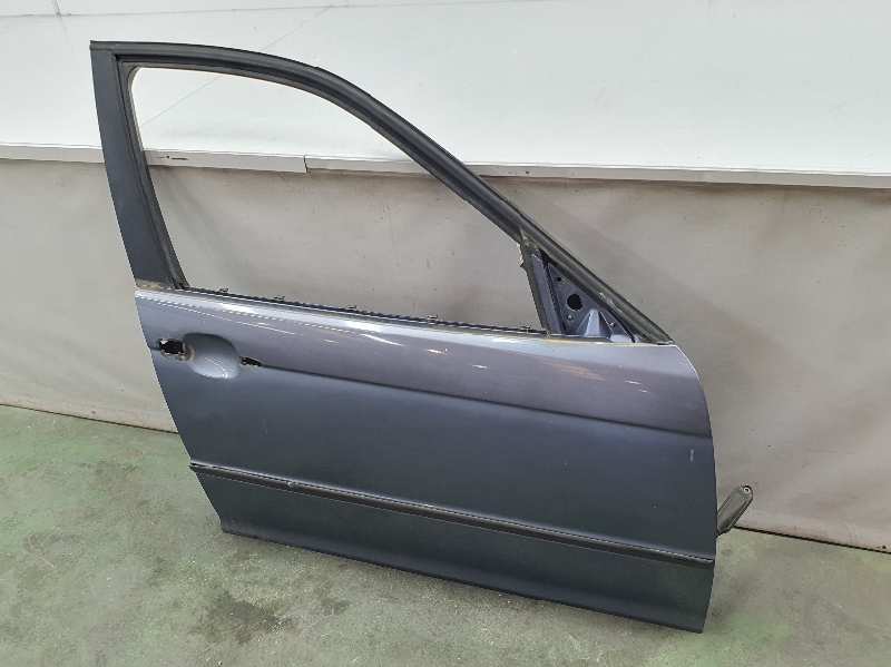 BMW 3 Series E46 (1997-2006) Front Right Door 41517034152, 41517034152, GRIS372SINACESORIOS 19738499