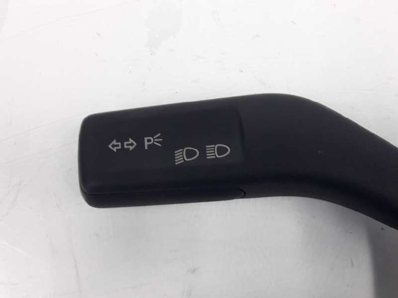 VOLKSWAGEN Passat B6 (2005-2010) Steering wheel buttons / switches 3C5953513B,01503802,CONCONTROLDECRUCERO 19661729