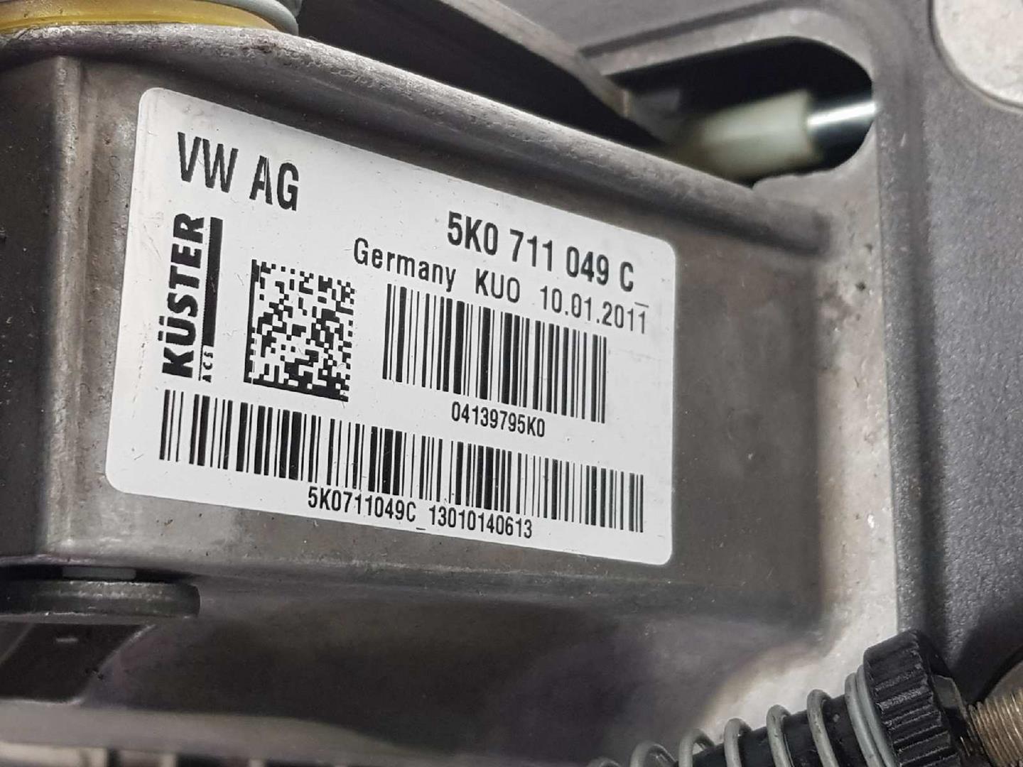 SEAT Altea 1 generation (2004-2013) Головка рычага КПП 5K0711049C,1K0711050A,1K0711112B 26359667