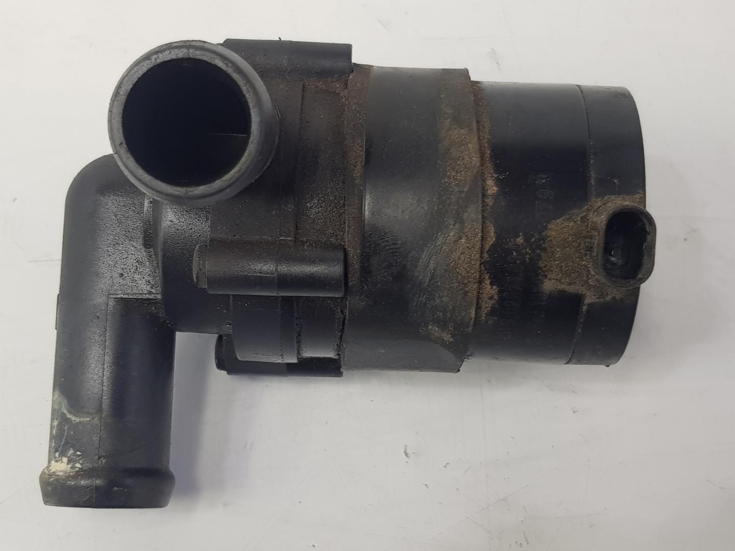 LAND ROVER Discovery 4 generation (2009-2016) Water Pump LR049317, DX2318D474AC 24131259