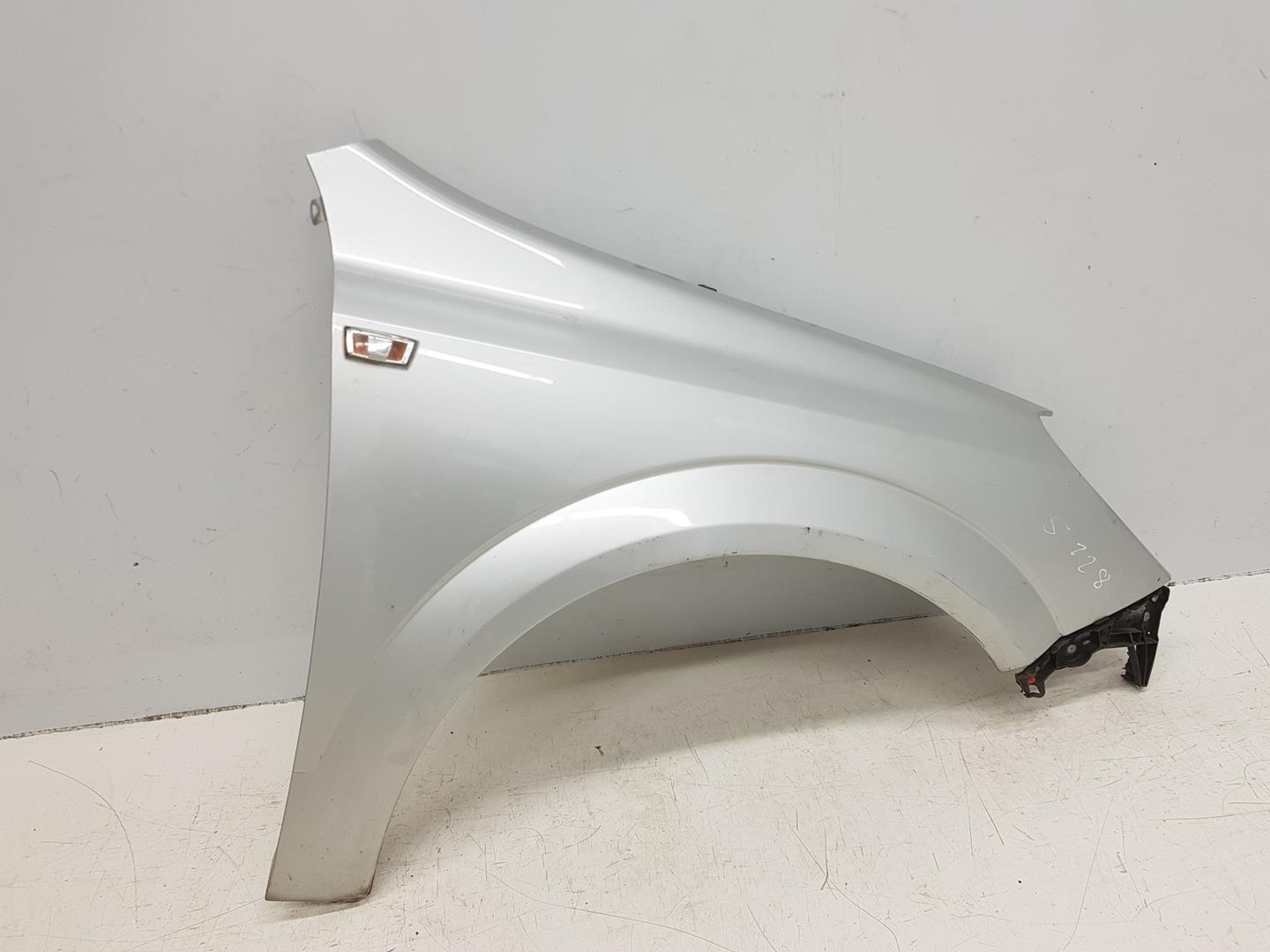 OPEL Astra J (2009-2020) Front Right Fender 93178667, 93178667, GRIS 20144882