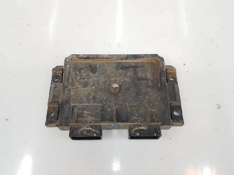 Centralita motor uce 9641390180 de Peugeot 206 hatchback (2a/c) 2004-2005 - pieza usada