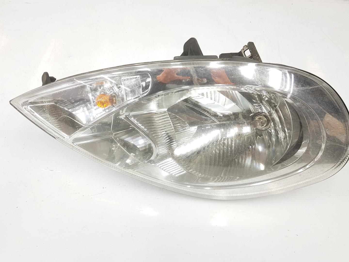 RENAULT Trafic 2 generation (2001-2015) Front Right Headlight 8200701356, 8200701356 19862633