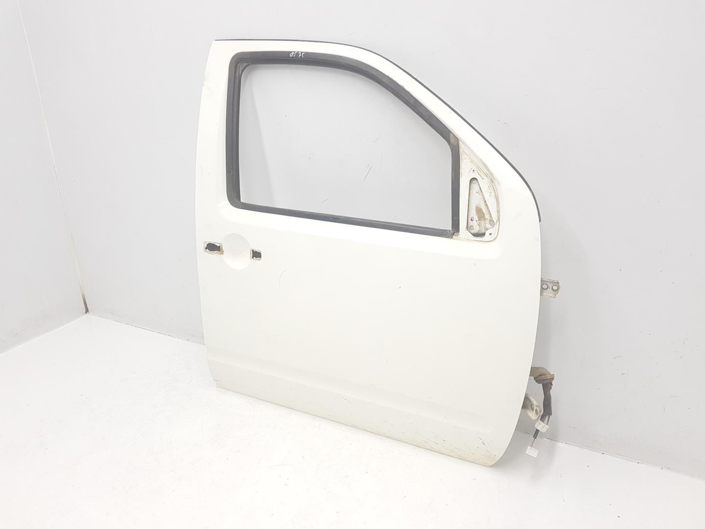 NISSAN Pathfinder R51 (2004-2014) Front Right Door 80100EB330, 80100EB330, COLORBLANCOSOLIDO326 22485495