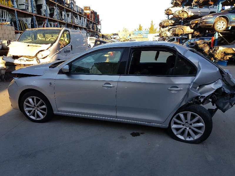 SEAT Toledo 4 generation (2012-2020) Преден десен спирачен апарат 6C0615124, 6C0615124 19623586