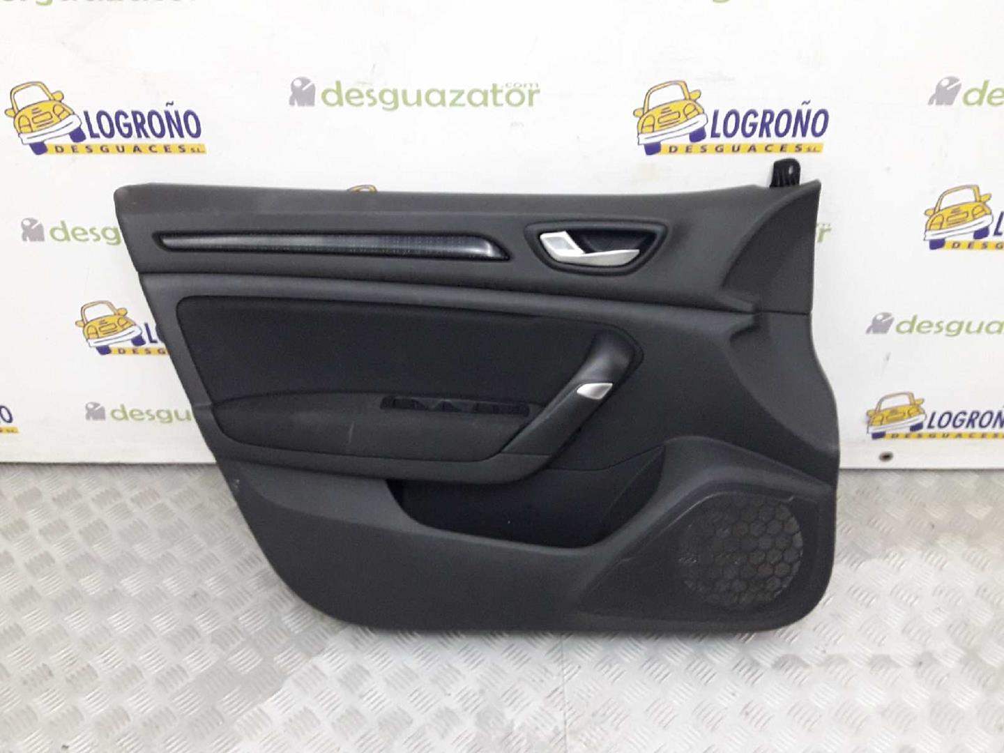 RENAULT Megane 3 generation (2008-2020) Обшивка передней левой двери 809018715R,809018715R,NEGRO 19707547