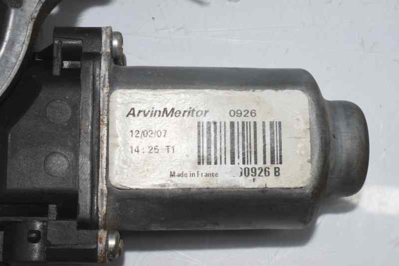 NISSAN NP300 1 generation (2008-2015) Bakre høyre dør vindusregulator 82700EB315, 82730EB315 19590554