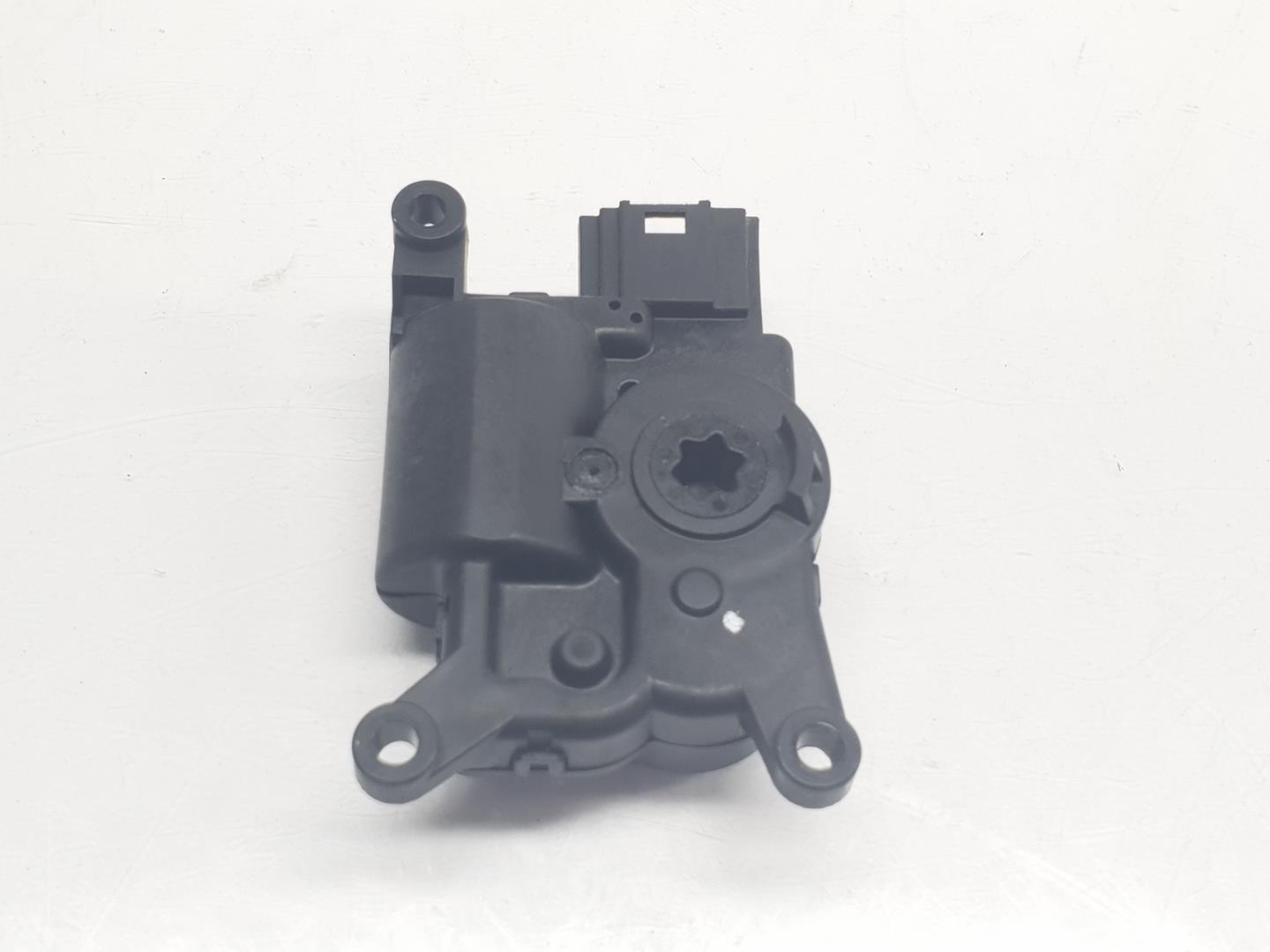 SEAT Alhambra 2 generation (2010-2021) Air Conditioner Air Flow Valve Motor 2Q0907511A, 2Q0907511A 24239049