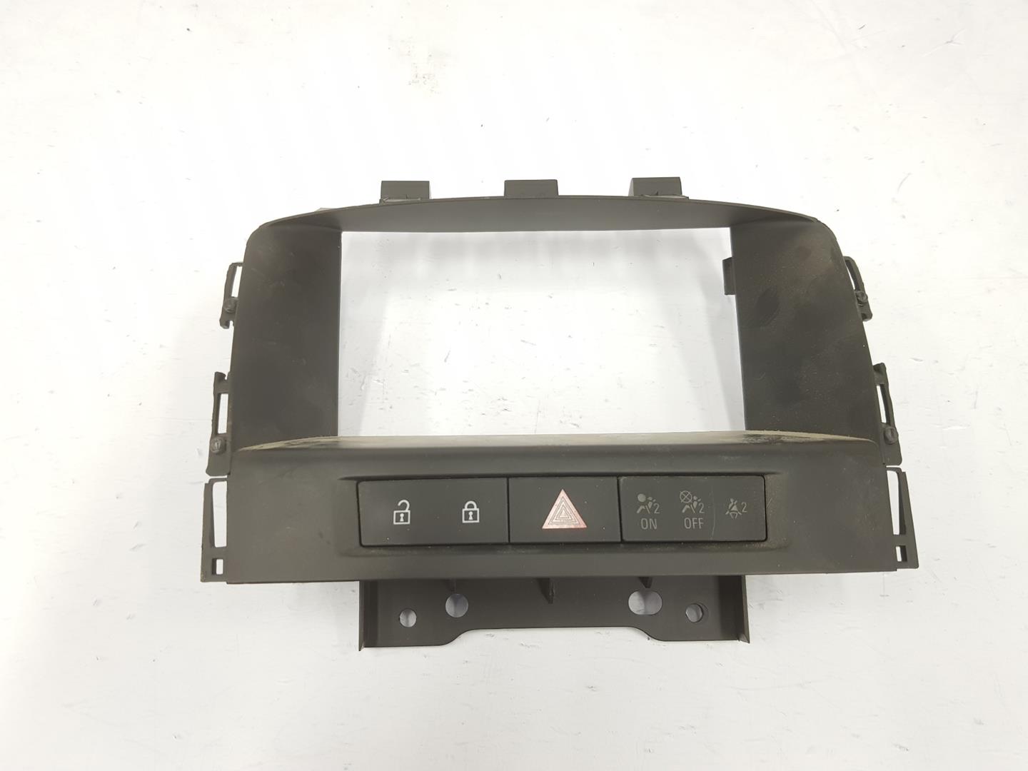 OPEL Astra J (2009-2020) кнопка опасности 13285122, 13285122 19874245