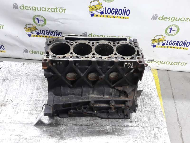 RENAULT Megane 2 generation (2002-2012) Блок двигателя F9Q800 19626910