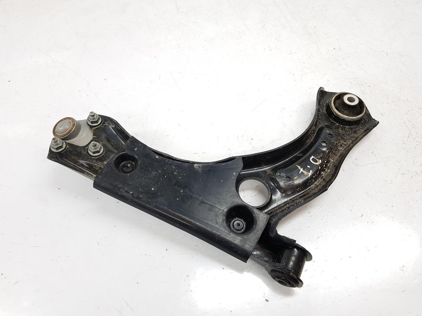 SEAT Alhambra 2 generation (2010-2021) Braț de control inferior stânga față 2Q0407151D,2Q0407151D 21069856