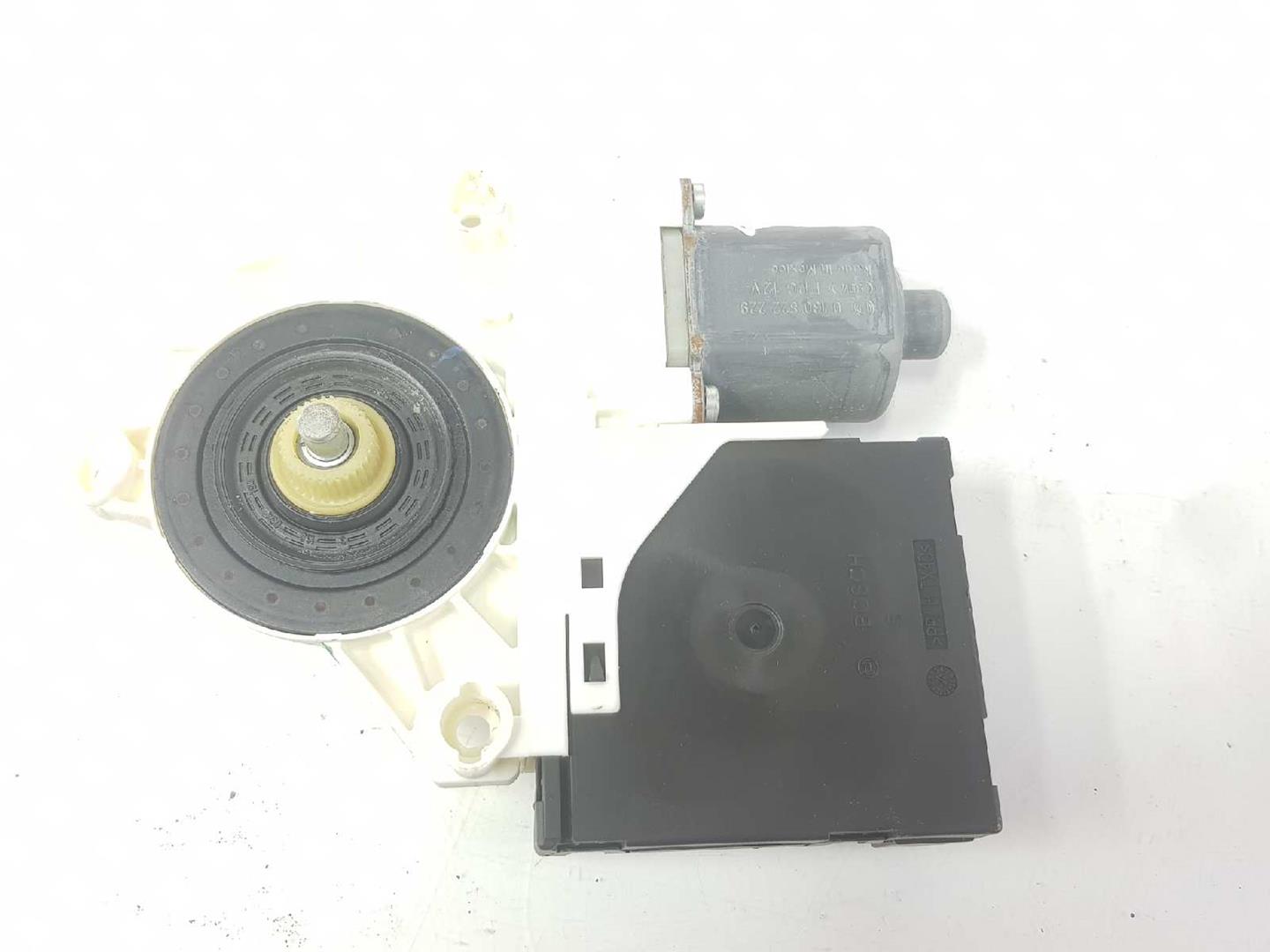 VOLKSWAGEN Jetta 5 generation (2005-2011) Front Right Door Window Control Motor 1K5867402AH, 9735683511K0959702P, SOLOMOTOR 19753308