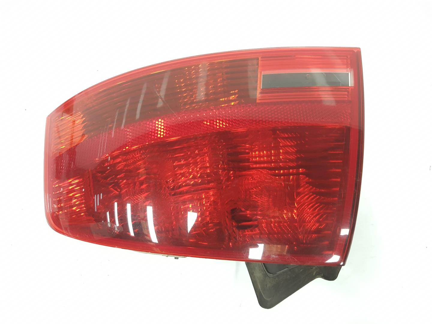 AUDI A4 B7/8E (2004-2008) Фонарь задний правый 8E5945096, 8E5945096 21079192