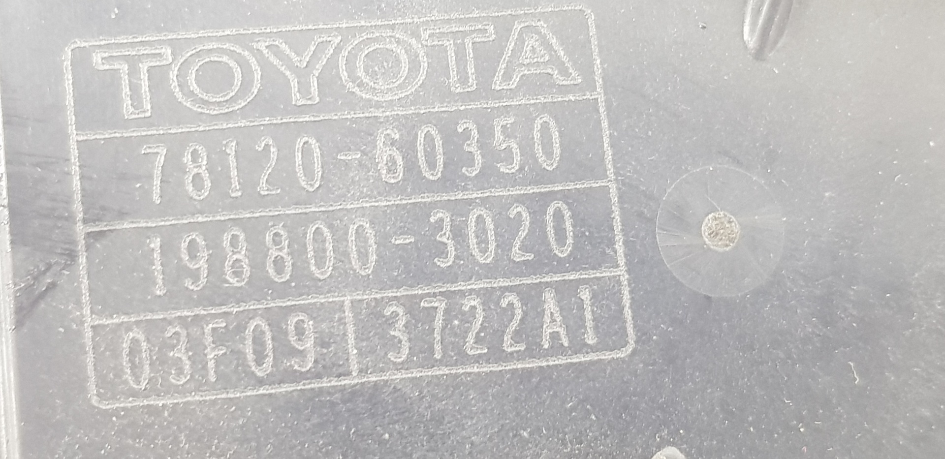 TOYOTA Land Cruiser 70 Series (1984-2024) Muut kehon osat 7812060350,7812060350 21623472