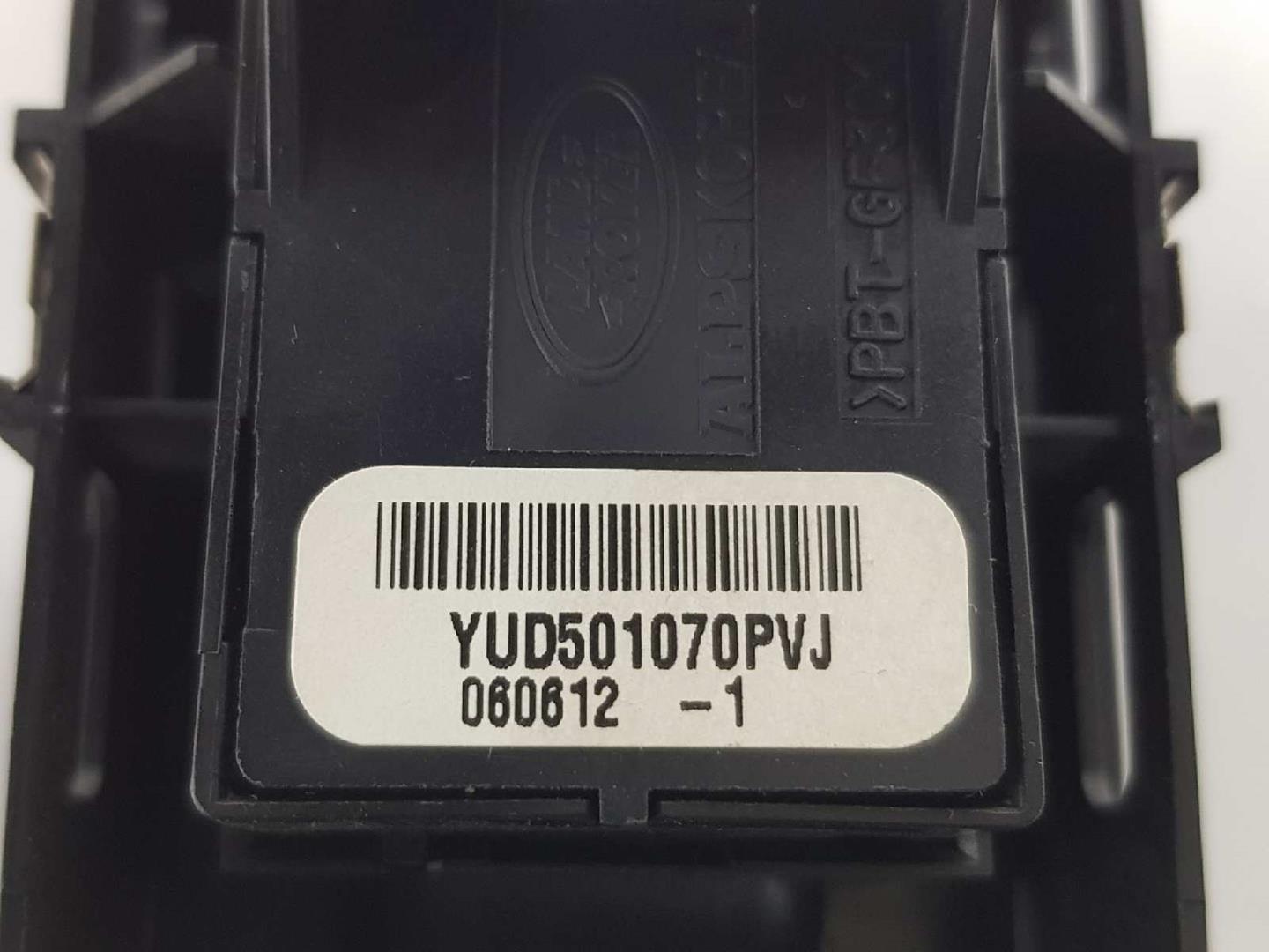 LAND ROVER Discovery 4 generation (2009-2016) Кнопка стеклоподъемника задней правой двери YUD501070,YUD501070 19693250