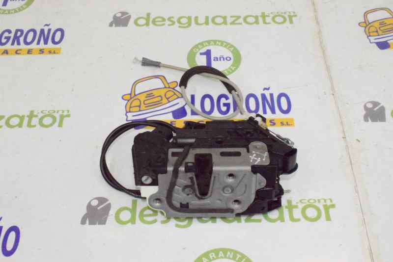 SEAT Ibiza 4 generation (2008-2017) Aizmugurējo kreiso durvju slēdzene 6J0839015K, 6J0839015K 19605179