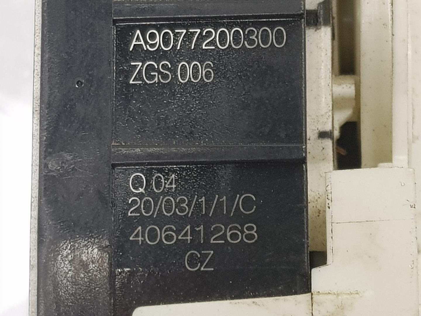 MERCEDES-BENZ Sprinter 2 generation (906) (2006-2018) Front Right Door Lock A9077200300, A9077200300 23777500