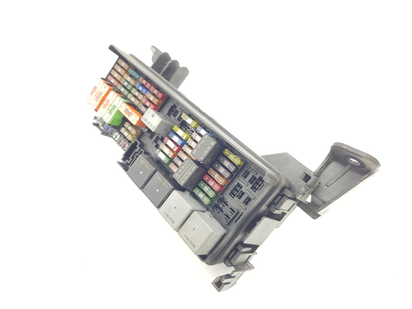 MERCEDES-BENZ M-Class W164 (2005-2011) Fuse Box A1645402372, A1645402372 20994695