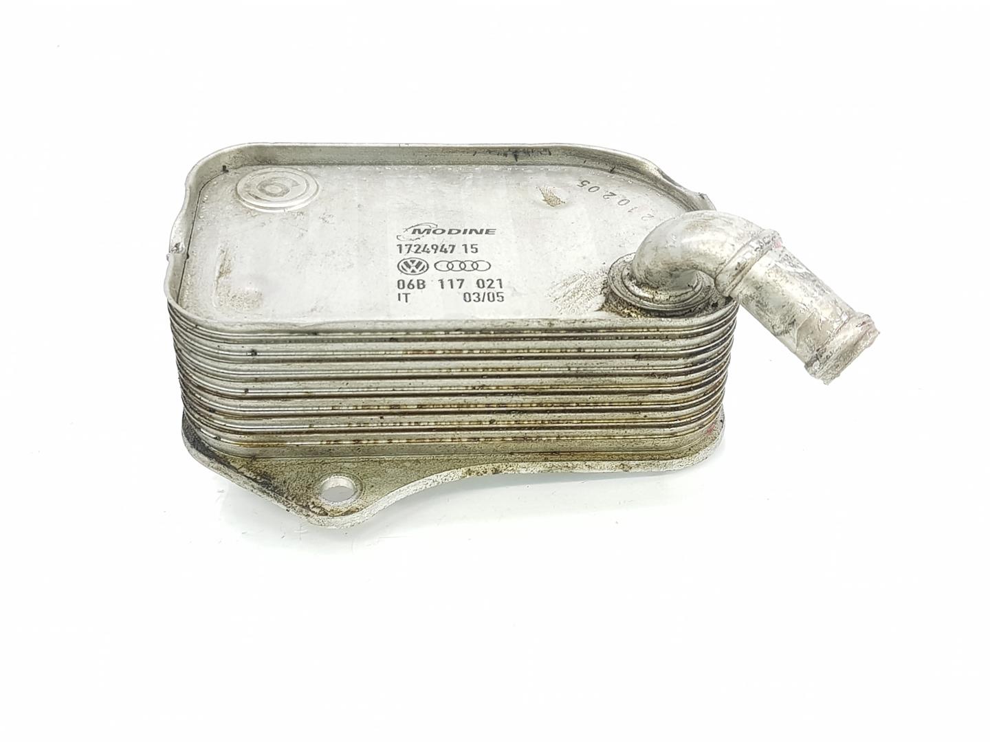 AUDI A4 B6/8E (2000-2005) Oil Cooler 06B117021, 06B117021 19764763