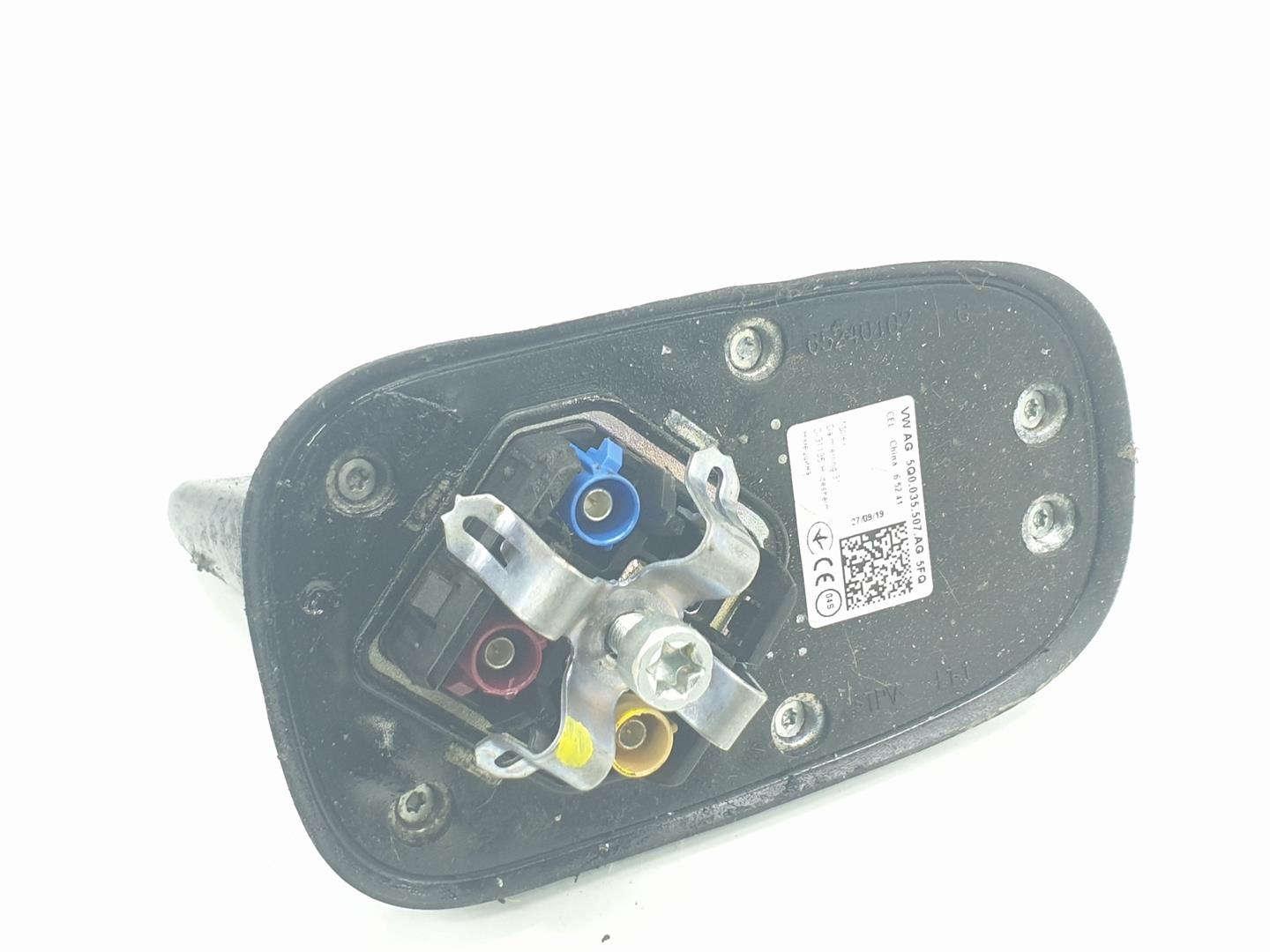 SEAT Ateca 1 generation (2016-2024) Antena 5Q0035507AG, 5Q0035507S 24246523