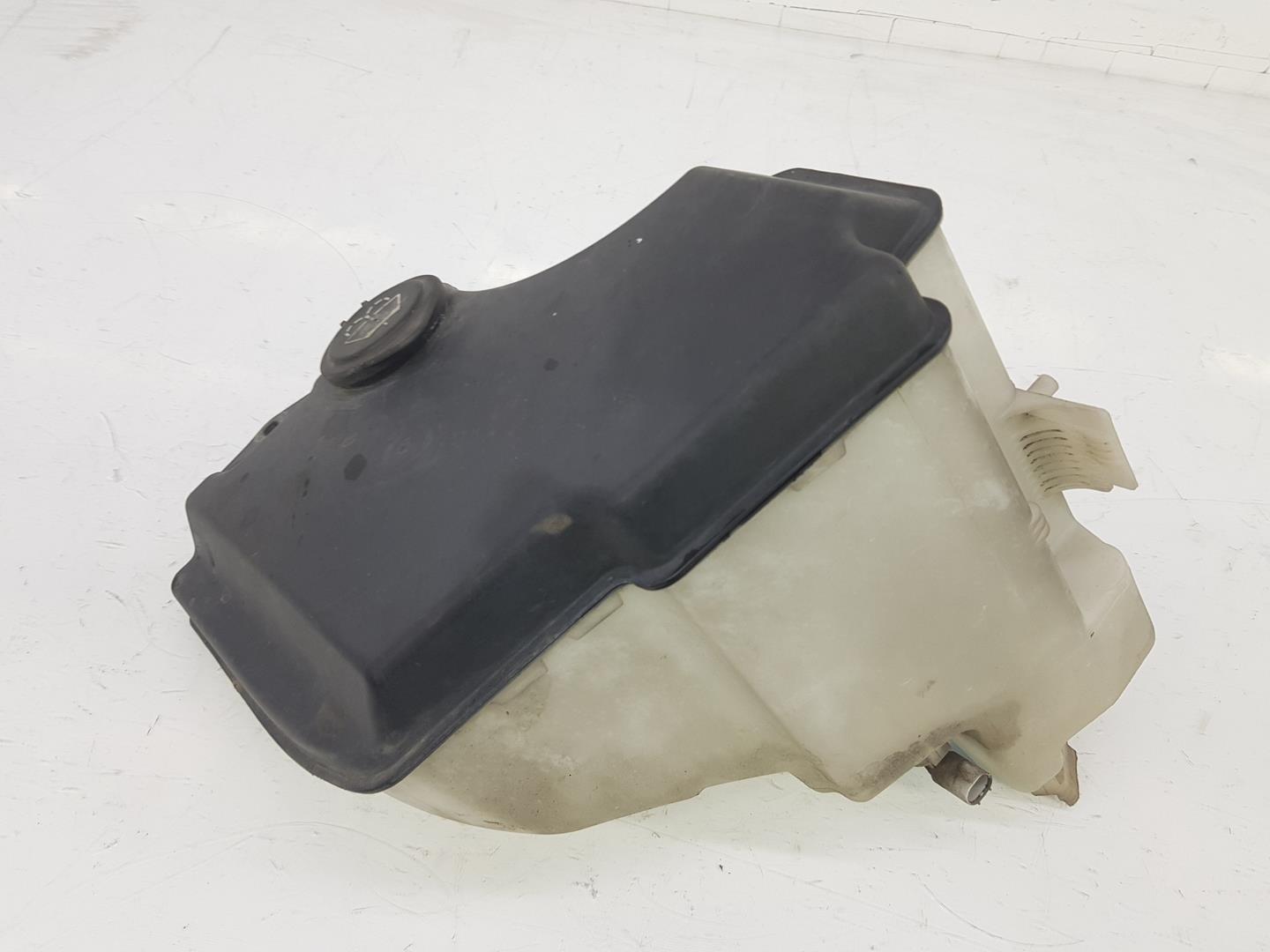 BMW 3 Series E46 (1997-2006) Window Washer Tank 61667007970, 7007970 19798343