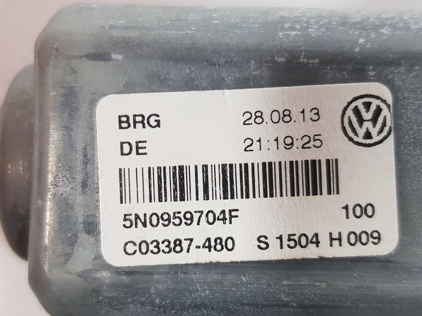 VOLKSWAGEN Tiguan 1 generation (2007-2017) Rear Right Door Window Control Motor 5N0959704F, 5N0959704F, 1141CB2222DL 19867837