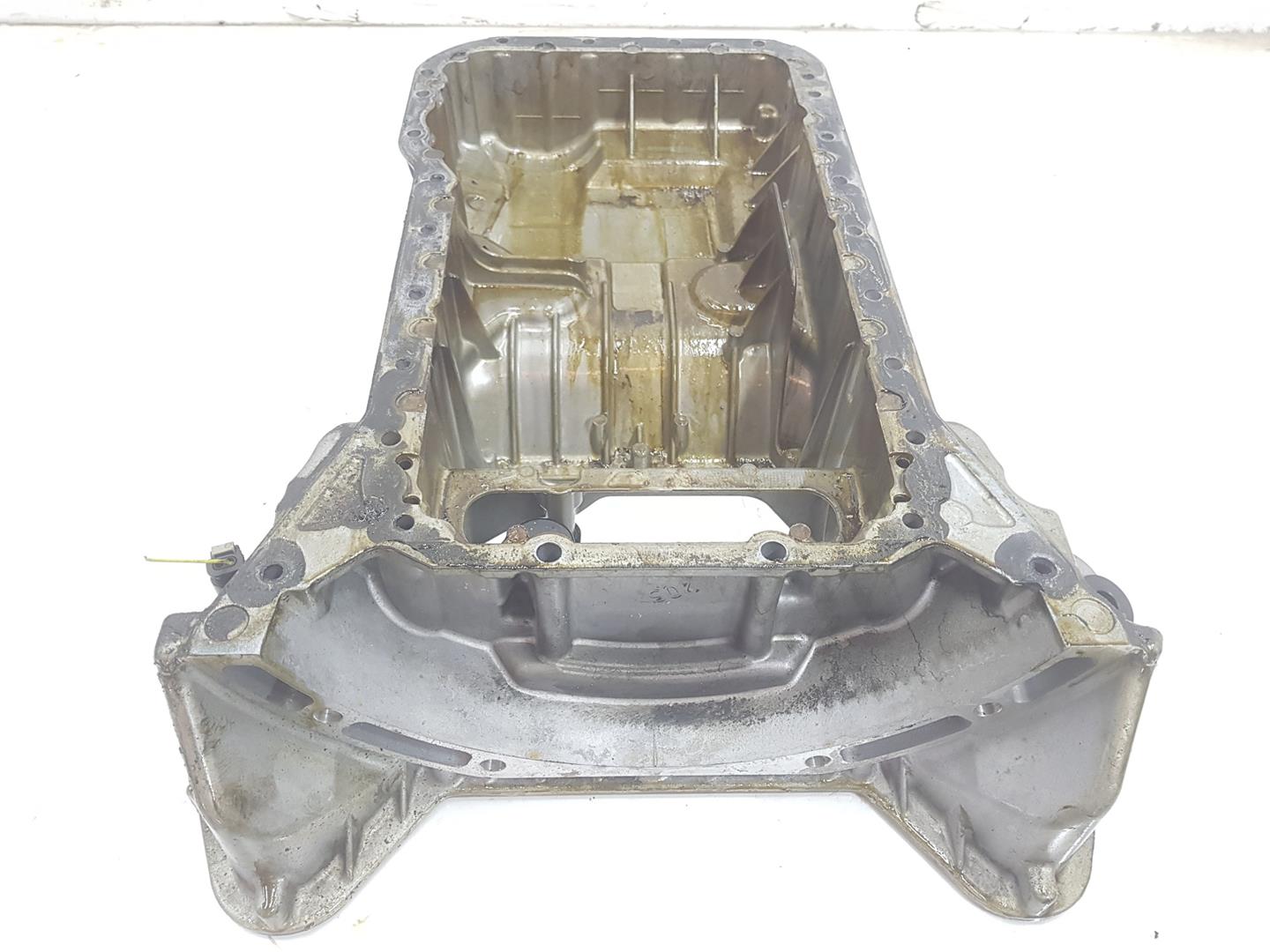 MERCEDES-BENZ CLS-Class C219 (2004-2010) Autres pièces du compartiment moteur A2720140802, A2720140802 25175265